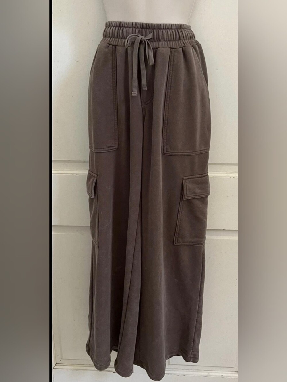 Wild Fable Taupe Brown Wide Leg Cargo Sweat Pants Size L